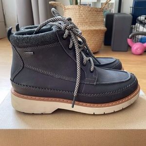 Clarks Women's Dark Grey Leather Boots, Size 6